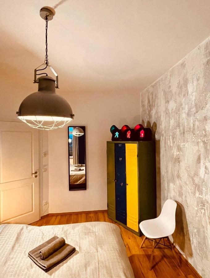 Edle Ferienwohnung - Industrial Style Dresde Extérieur photo